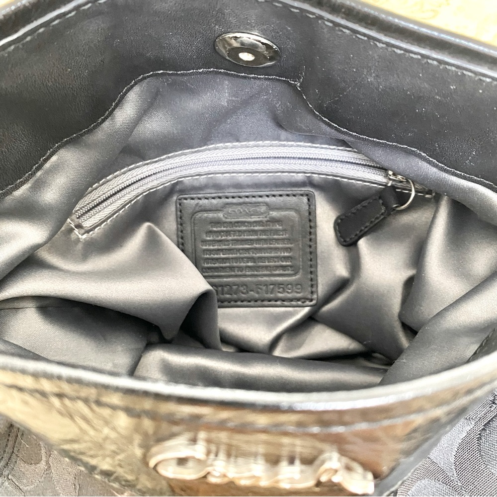 Women’s Coach Ashley Black Signature Purse - Picture 3 of 11